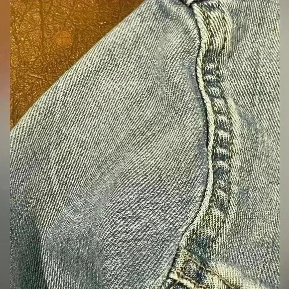 5 for 30$ Lee women’s jean jacket size M - Picture 8 of 10